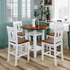 Kitchen & Dining